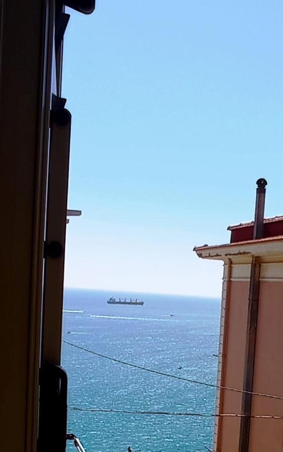 Appartement La Finestra Sul Mare à Vietri Extérieur photo